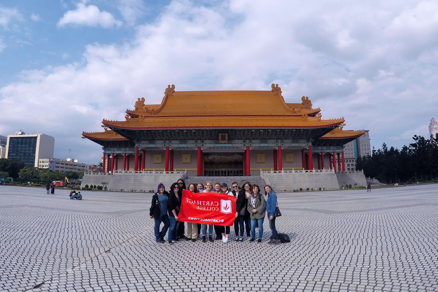 <a href='http://hiwj.ngskmc-eis.net'>全球十大赌钱排行app</a>的学生在中国学习.